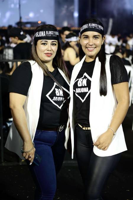 Llanto, emoción y música: así vivieron los hondureños el concierto de Ricardo Arjona en San Pedro Sula
