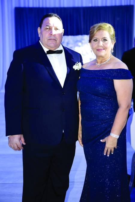 Enil Motiño y Rosa Martínez