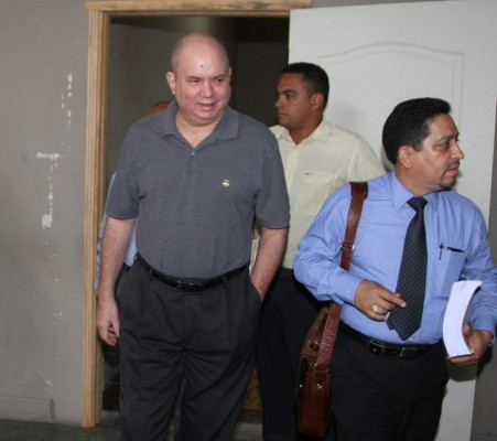 Arrecian operativos contra negocios que irrespetan Ley