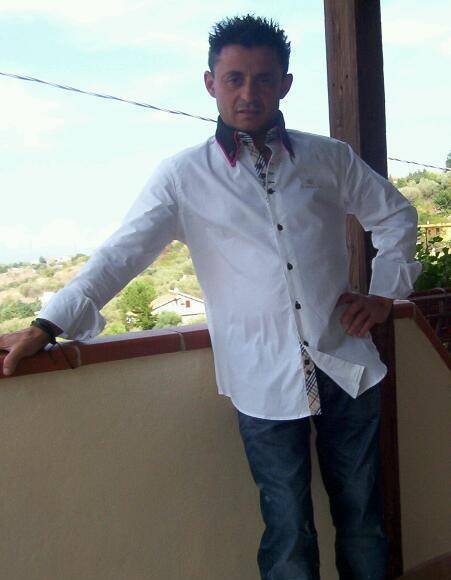  Antonella Salamone fue asesinada y luego quemada por su esposo Antonella Salamone. Todos fue observado por sus tres hijos.