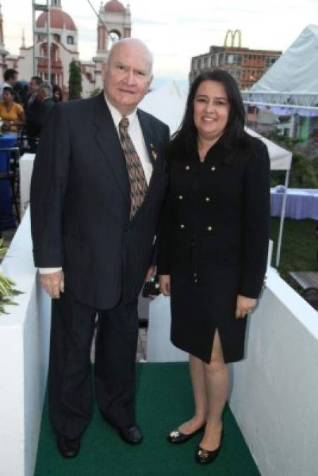 Ángel Mena y Ligia Meraz.