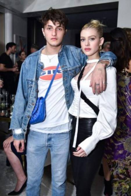 Mientras que Nicola tuvo una relación con el hermano de las modelos Gigi y Bella Hadid, Anwar Hadid, actual novio de la cantante Dua Lipa.