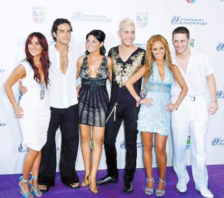 RBD triunfa en Premios Juventud