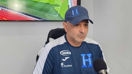 Diego Vázquez en la rueda de prensa de este día previo al Honduras vs Guatemala.