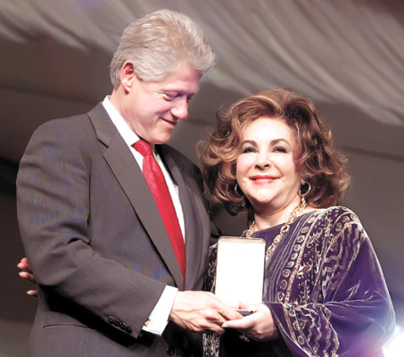 Liz Taylor fue enterrada cerca de Michael Jackson