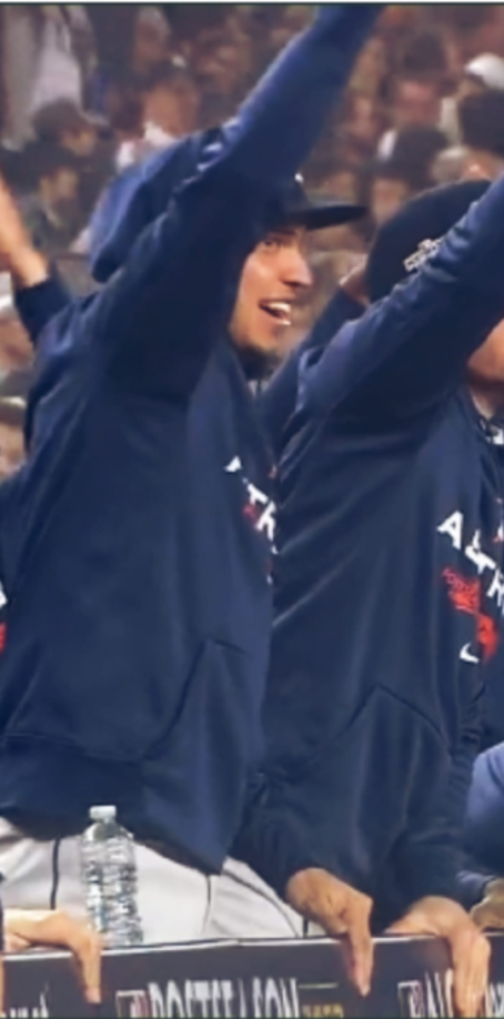 Los libros dorados del deporte hondureños se expanden y su historia se regocija al conocer que Mauricio Dubón será el primer beisbolista hondureño en aparecer en una Serie Mundial.