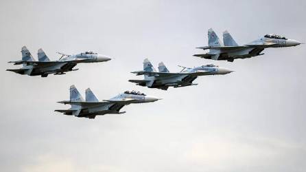 Cazas rusos interceptaron aeronaves estadounidenses y francesas en plena escalada con EEUU y la OTAN.