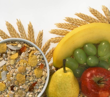 La avena contiene ácido fólico, ideal para la embarazada y el bebé