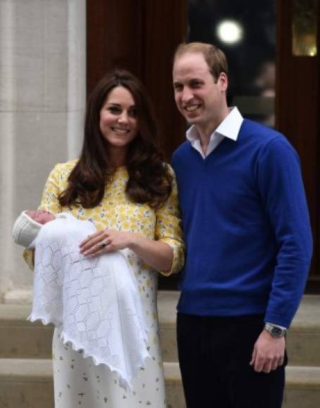 La princesa Charlotte (en foto), nacida el 02 de mayo 2015, no debe temer a ser desplaza por su nuevo hermano en el orden sucesorio, gracias a la reforma adoptada en 2011 antes del nacimiento del primer hijo de los duques de Cambridge, el príncipe George.