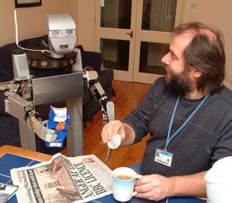 El robot de compañía promete remediar la soledad