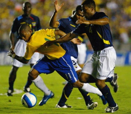 Schuster no convoca al 'juerguista' Robinho