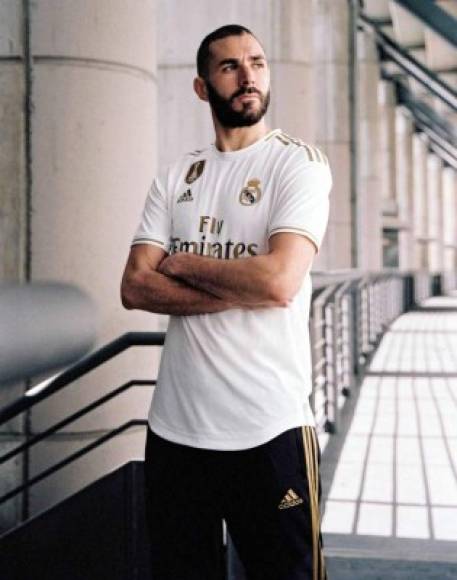 Karim Benzema es el delantero favorito de Zidane. El goleador francés es otro de los fijos en este 11 titular del nuevo Real Madrid.