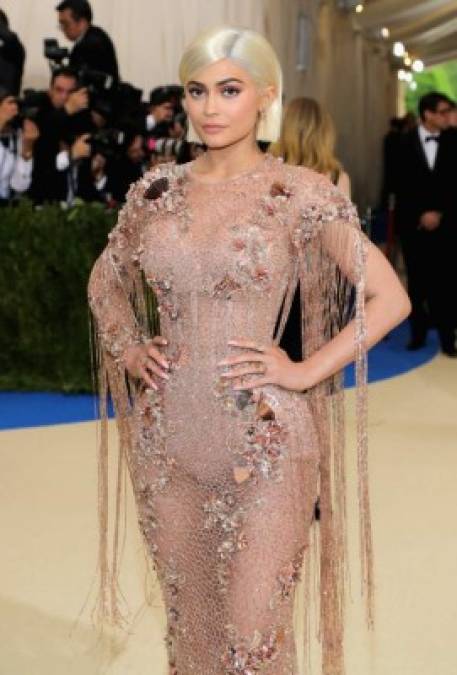 NEW YORK, NY - MAY 01: Kylie Jenner attends the 'Rei Kawakubo/Comme des Garcons: Art Of The In-Between' Costume Institute Gala at Metropolitan Museum of Art on May 1, 2017 in New York City. Neilson Barnard/Getty Images/AFP<br/><br/>== FOR NEWSPAPERS, INTERNET, TELCOS & TELEVISION USE ONLY ==<br/><br/>