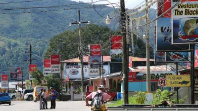 El corredor del Lago de Yojoa se caracteriza por la gastronomía que ofrecen los restaurantes.