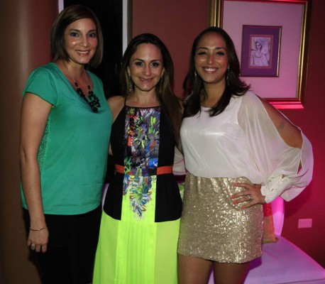 Estefanía Marinakys y Juan Carlos Guzman se casan el sábado