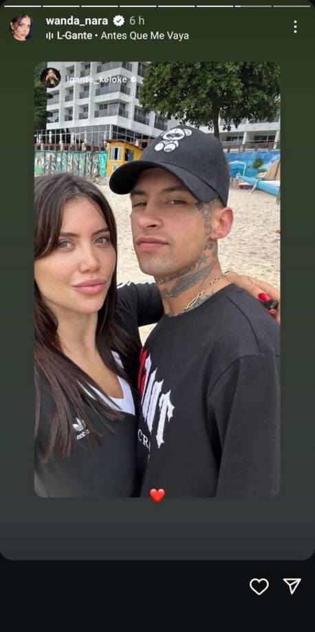 Wanda Nara reposteó la publicación de L-Gante en la que posaron con la playa de fondo y le agregó un emoji de corazón a la postal.