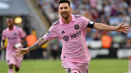 Después de que Lionel Messi dijera que se unía al Inter Miami, las tiendas y proveedores pidieron a Adidas casi medio millón de playeras.