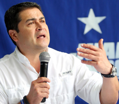 Juan Orlando Hernández: 'Felicito a los diputados”