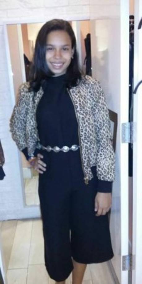 La infancia de Angie fue dura y traumática pero ella siempre con una sonrisa en su rostro.