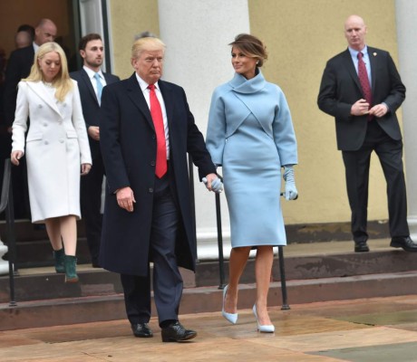 Melania Trump revive con su look a Jackie Kennedy