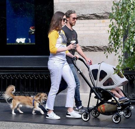 Todo sobre los hijos de Anne Hathaway: Jonathan y Jack Schulman