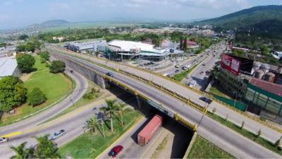 Los proyectos de carretera han incidido en el repunte del sector.