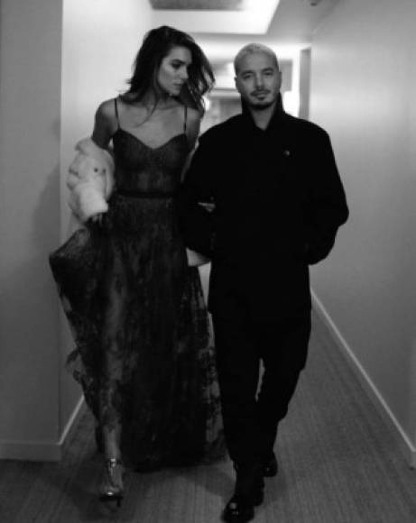 En febrero de 20119 Valentina cerró todo tipo de duda publicando una foto de ella junto a J Balvin durante la ceremonia de ceremonia de los Premios Grammy 2019.<br/><br/>'Allá vamos', escribió Ferrer en el pie de foto del brazo del cantante.<br/><br/>