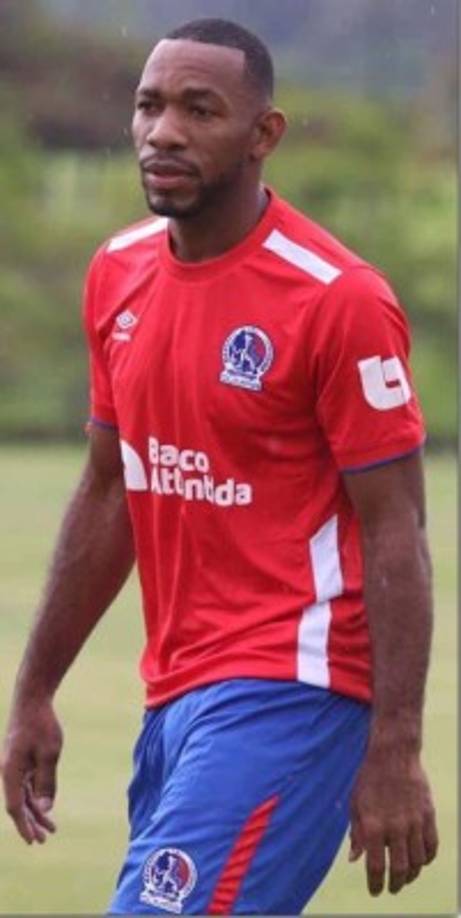 Jairo Róchez: El delantero se ha unido a la pretemporada del Olimpia y es la nueva alta del club olimpista. Llega procedente de la UPNFM.