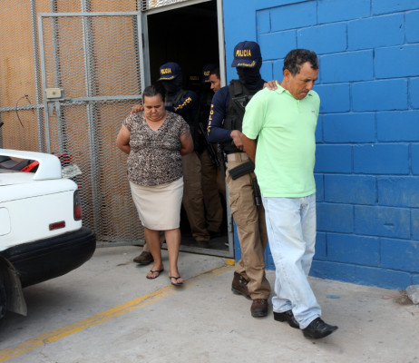 Capturan por extorsión a secretaria de juzgado