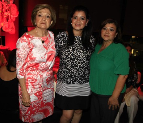 María Fernanda Bendeck despide su soltería