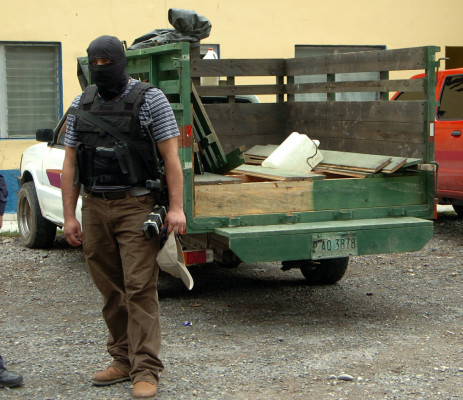 En su vehículo llevaba 246 bolsas de marihuana