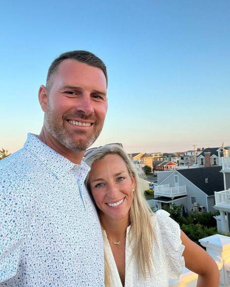Chad Henne y Brittany Henne. A pesar de que Henne, que ha sido suplente en la NFL por mucho tiempo pero mientras tanto ha estado felizmente casado con su esposa Brittany.