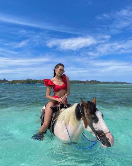 una-chica-en-la-isla_8302194_20240817162