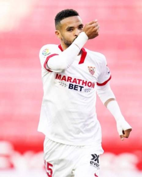 El representante de Youssef En-Nesyri ha aclarado que el delantero internacional marroquí no desea abandonar el Sevilla pese a las ofertas que está recibiendo de clubes potentes de Europa, sobre todo en la Premier League. Foto Facebook Youssef En-Nesyri.