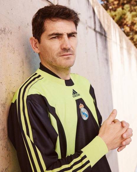 Después de eso, ella rehizo su vida amorosa con alguien más, sin embargo Iker Casillas ha sido relacionado con varias chicas sin confirmar ninguna relación.