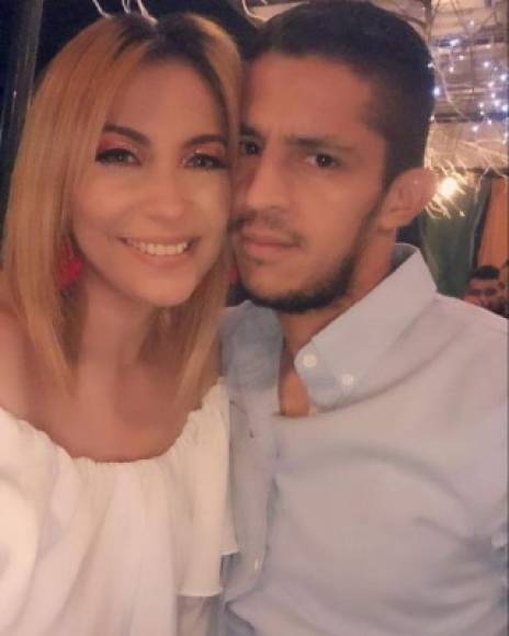 La presentadora y el futbolista hondureño empezaron a salir en 2019, aunque en sus fotos se mostraban afecto, no habían oficializado su relación.