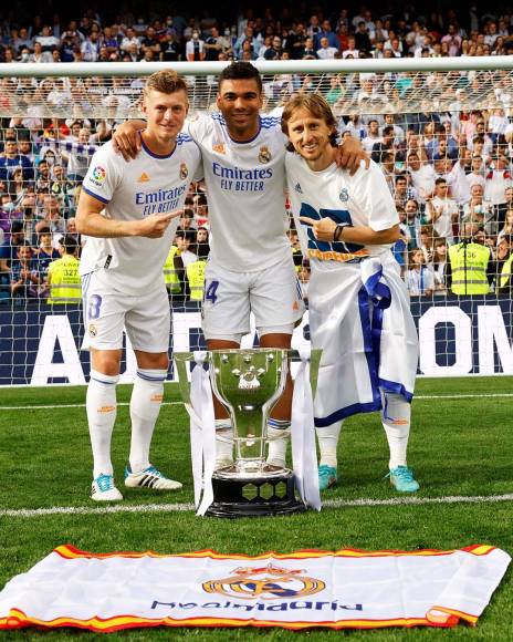 El tridente del mediocampo del Real Madrid: Toni Kroos, Casemiro y Luka Modric.