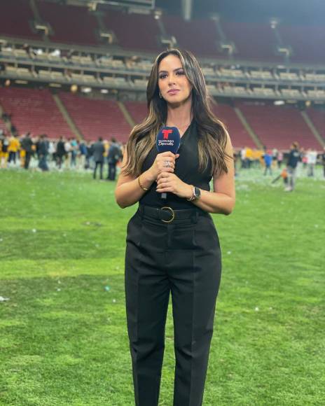 El pasado domingo, Ana Jurka estuvo en México y le dio cobertura a la Gran Final del fútbol mexicano entre Chivas y Tigres.