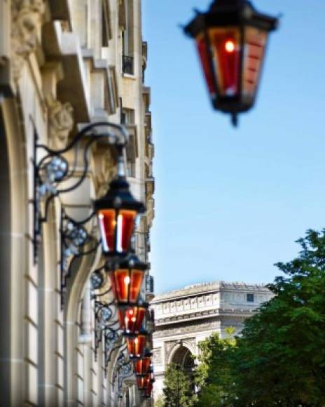 Messi ha elegido este hotel para pasar sus primeros días en París, en el que también estuvo Neymar cuando llegó al PSG en el verano de 2017.