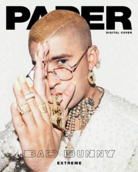 La portada oficial de Paper Magazine profundiza a un Bad Bunny gritando libertad.