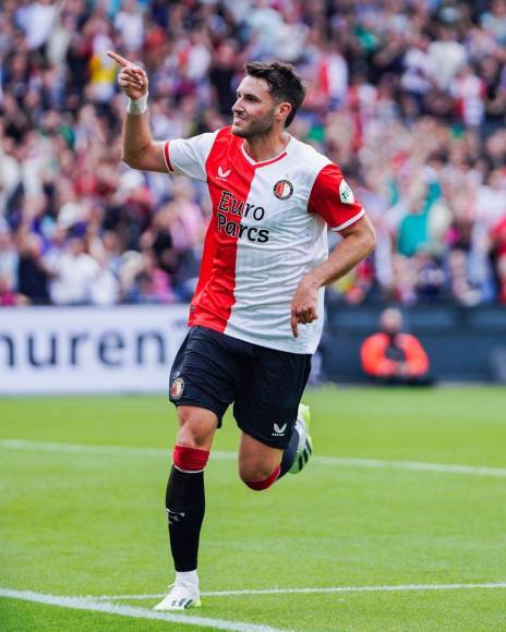 Santiago Giménez - ‘El Bebote’ es el referente mexicano en esta Champions con el Feyenoord. Es el goleador de la Eredivisie, pero no enfrentará al Celtic en la primera fecha por suspensión. El duelo Palma - Giménez se verá hasta la quinta fecha.