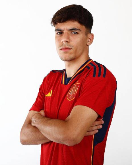Gabri Veiga, promesa española de 21 años pretendido por lo mejores equipos de europa se va a liga de Arabia Saudí. El Al Ahli es su nuevo destino, según Fabrizio Romano.