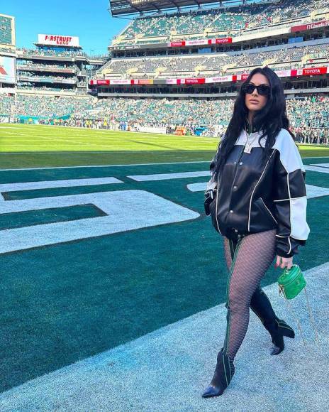 Kaycee Marchetti trabaja como modelo y asistiendo a los juegos de Fletcher en Philadelphia Eagles y cuenta con más de 16 mil seguidores en Instagram.