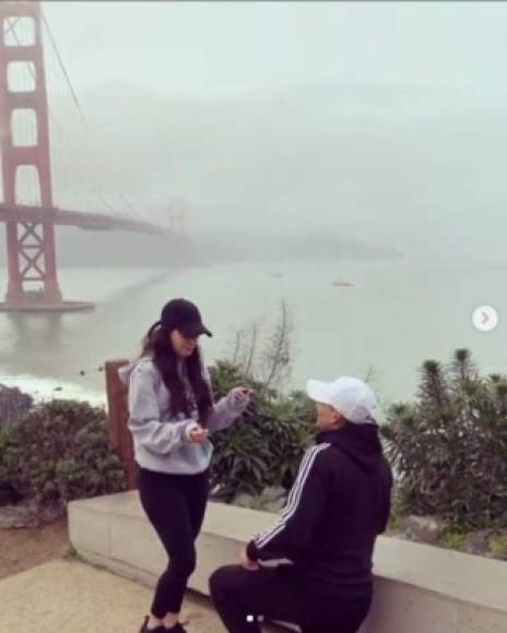 Teófimo López aprovechó un viaje a la ciudad de San Francisco, California, para pedirle matrimonio en el 2018 a bella chica de origen mexicano.