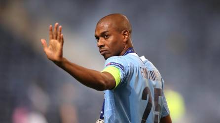 El brasileño Fernandinho decidió no seguir en el Manchester City.