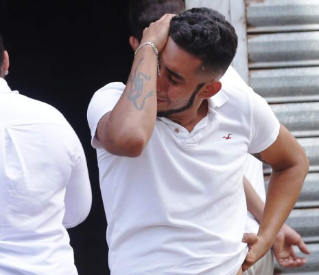 Dramáticas imágenes del retiro del cadáver del empresario asesinado en Juticalpa