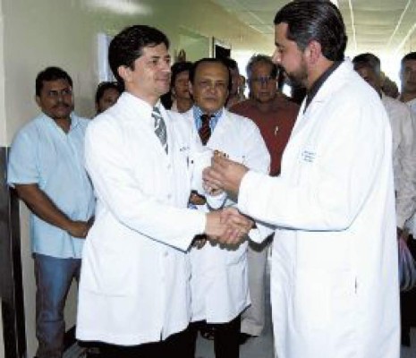 Aumentan cupos para pacientes de urología