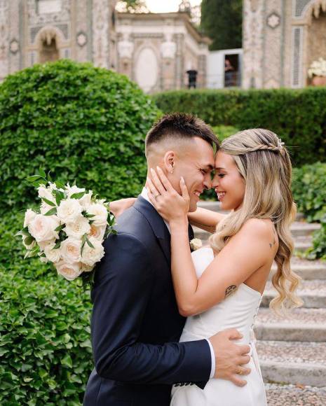 La hermosa pareja festejó su casamiento con una ceremonia muy exclusiva que se realizó en el lujoso hotel Villa d’Este en Italia. 