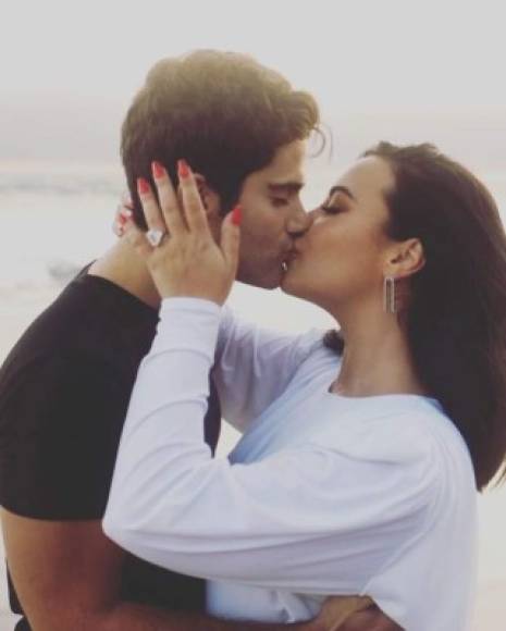 Con solo meses de noviazgo, Demi Lovato sorprendió a sus fans al confirmar que dijo “sí” a la propuesta de matrimonio de su novio, Max Ehrich. Aquí todo los datos del actor.