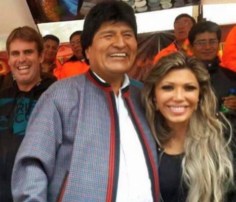Filtran fotos sensuales de la expareja de Evo Morales